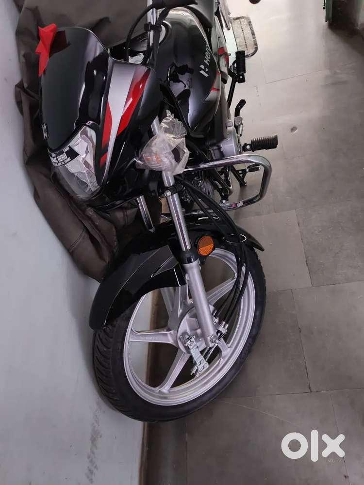 Brand new HF Deluxe bike 12 november 2025 modal