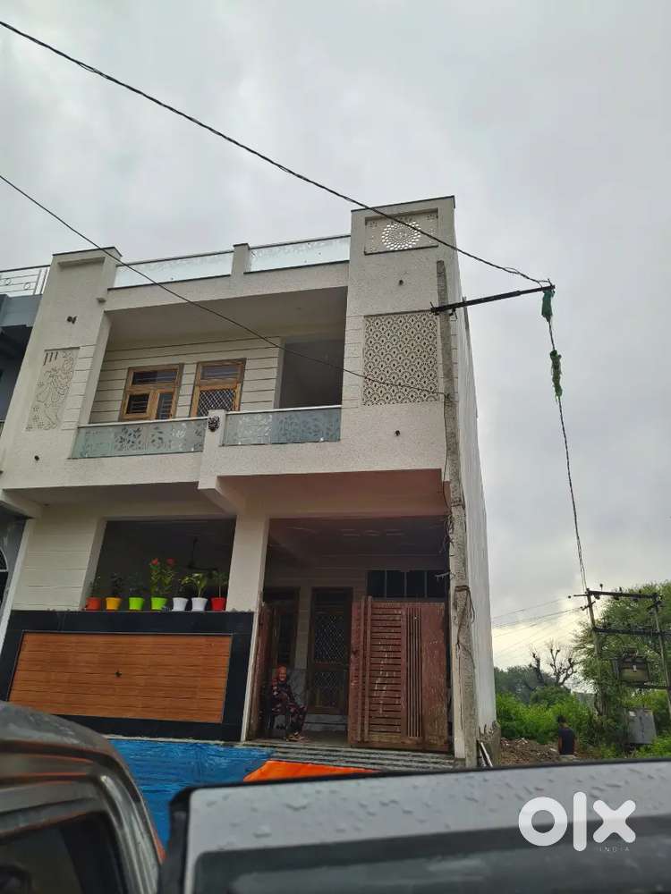 2 BHK House 2 room with hall with late bhathroom