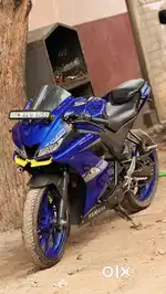 R15 v3 blue colour