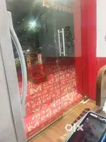 Counter sales staff