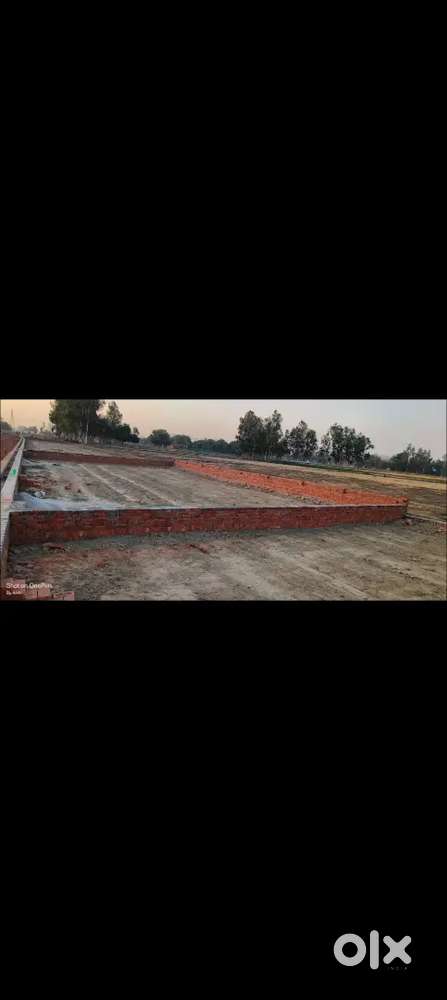 Plot for sale near gulhariya Thana, medical College road, road 25ft