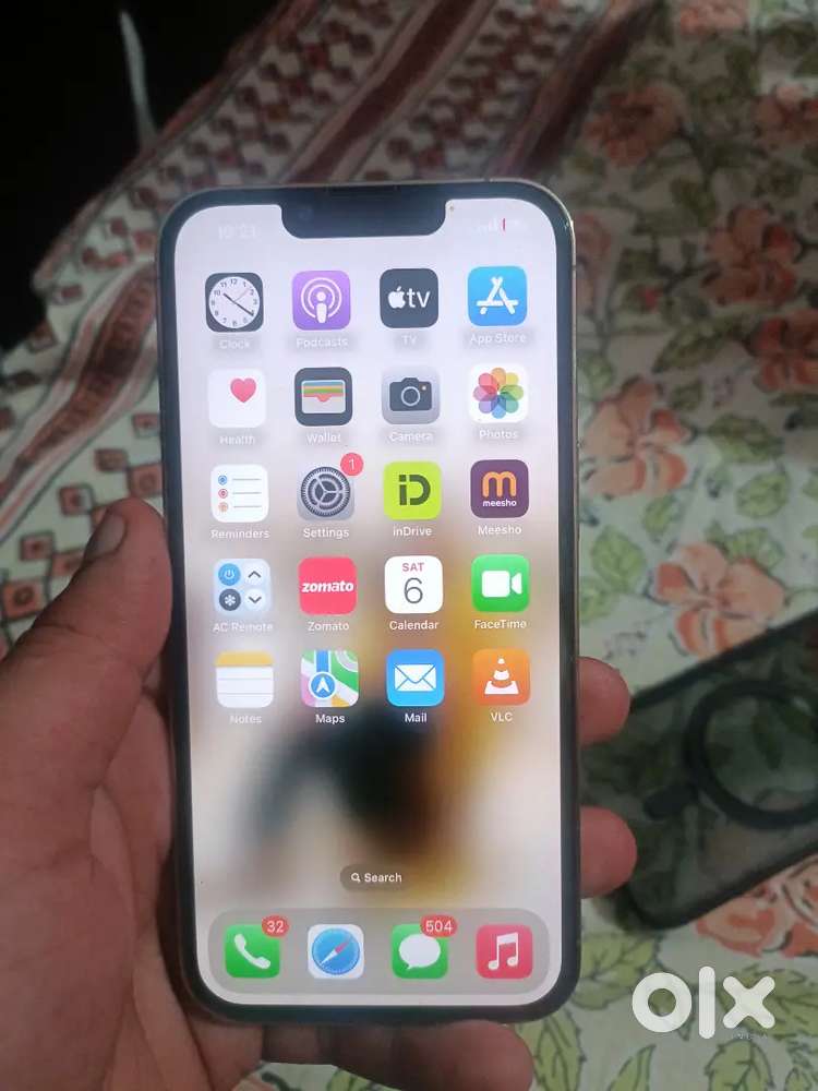 iphone 13 pro gold colour 128 gb and 83%bettry