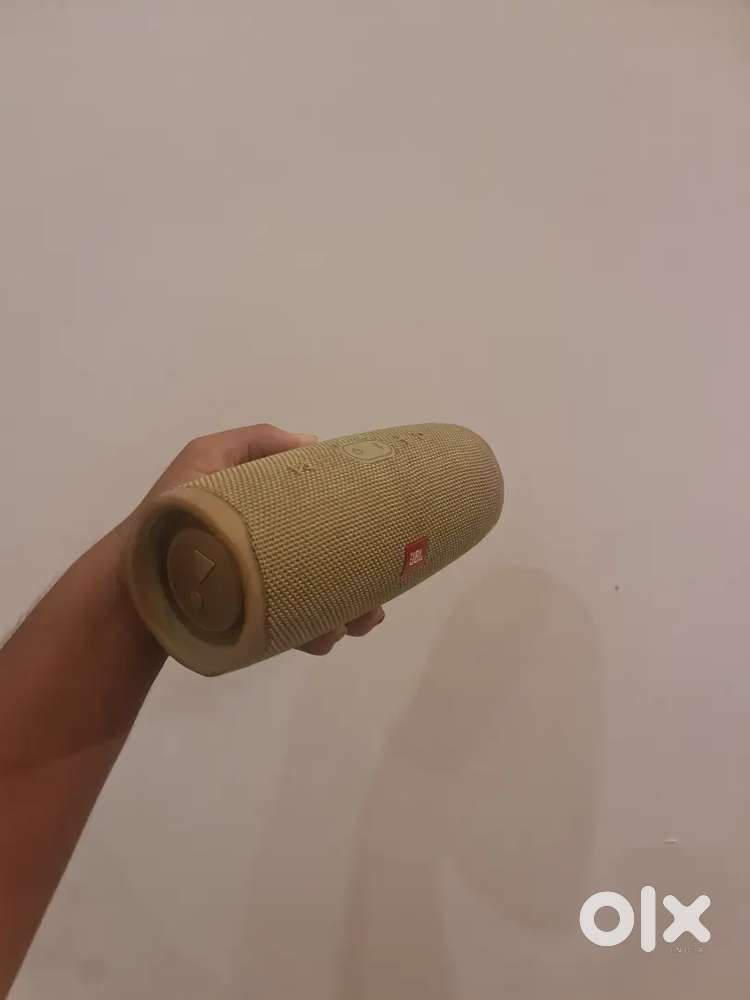 JBL Charge 4