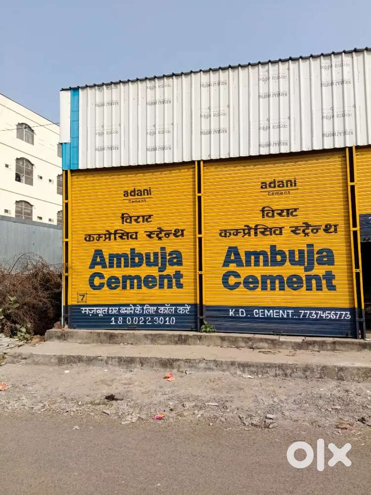 “17x20 shop rent par, Jhalawar main road”“340 sqft  café ke liye