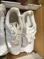 NIKE AIR FORCE 1 ( WHITE) UNUSED WITH BILL FROM ORGINAL NIKE STORE
