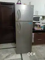 Lg fridge double door 400 ltr