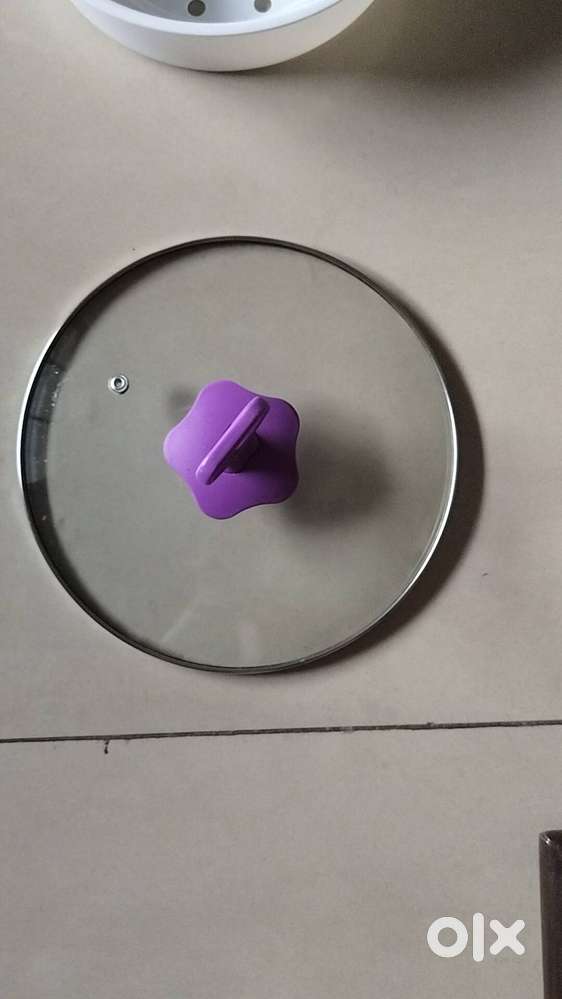 For Sale: White & Purple Electric Rice Cooker