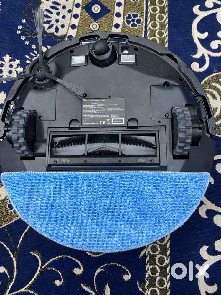 Vacuuming and mopping in one go