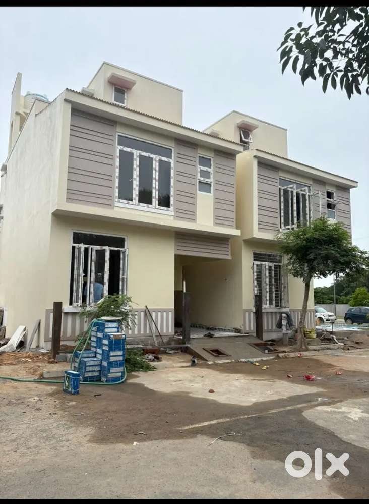 SRISHTI CONSTRUCTION