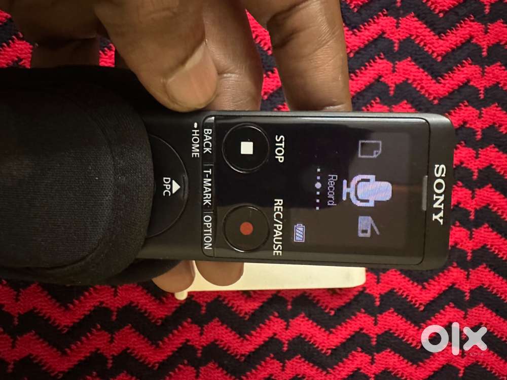 Sony icd ux570 4gb audi