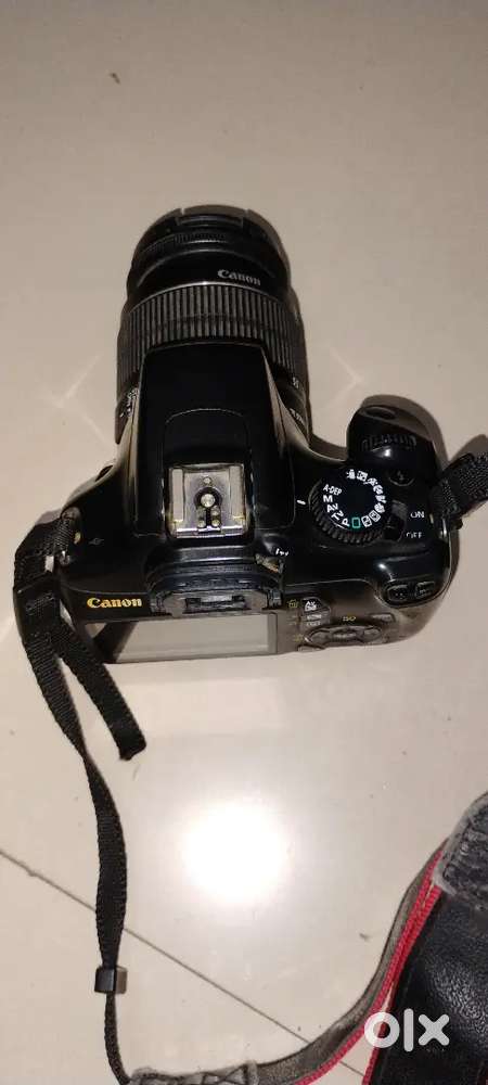 Canon 1100D + double battery+charge+16gb sdcard+dslr stand