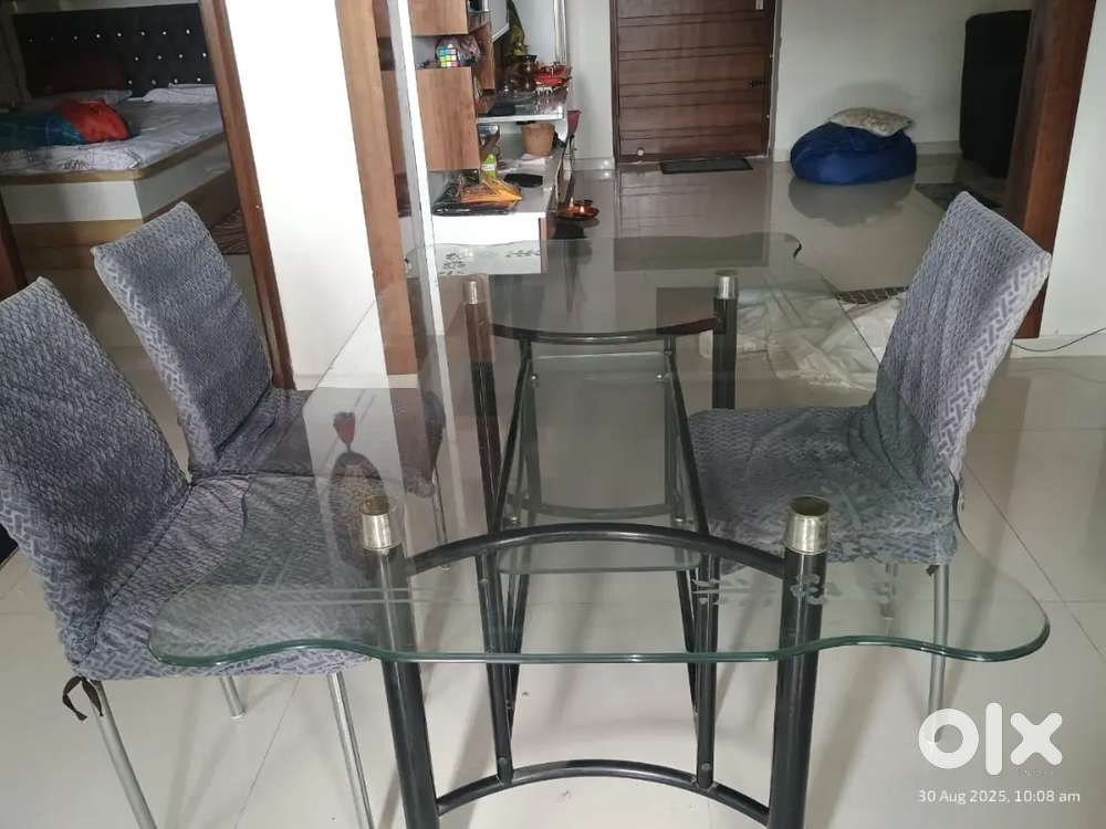 Dinning table