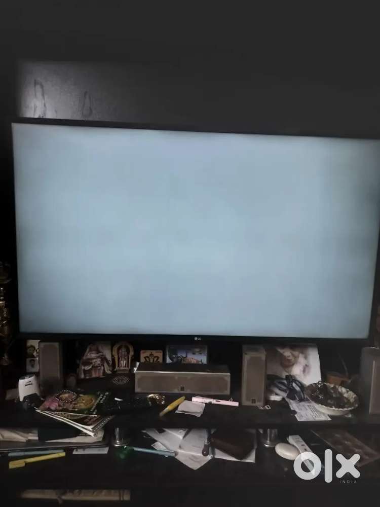 All LCD LED OLED QlED service door step with warranty