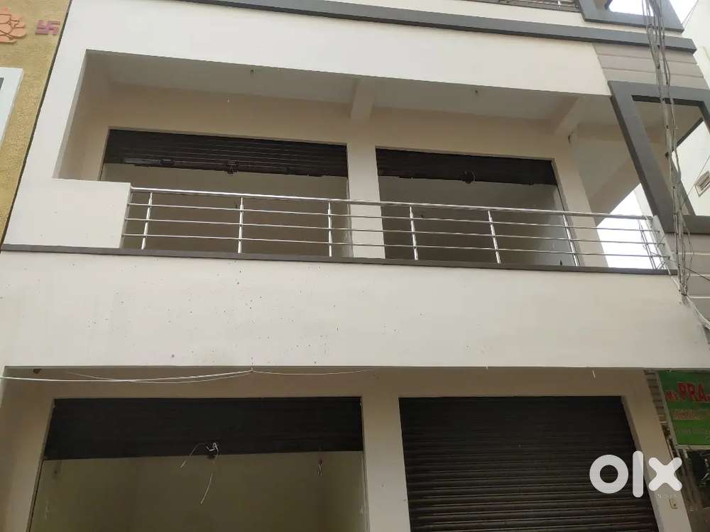 Space available for office/shops