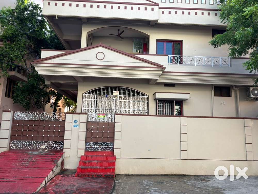 First floor for rent