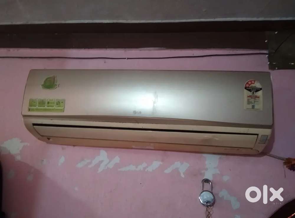 LG AC (1.5 ton)