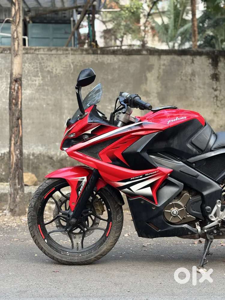 RS 200 ALL GOOD CONDITION