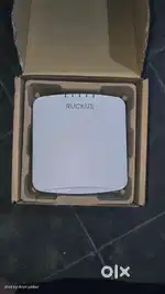 RUCKUS R350 WIFI ROUTER