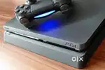 PlayStation 4  1Tb with 2 controllers
