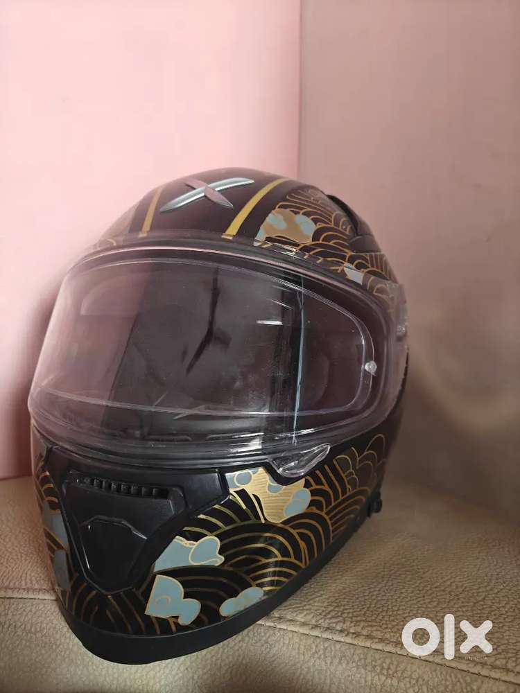 Helmet axor