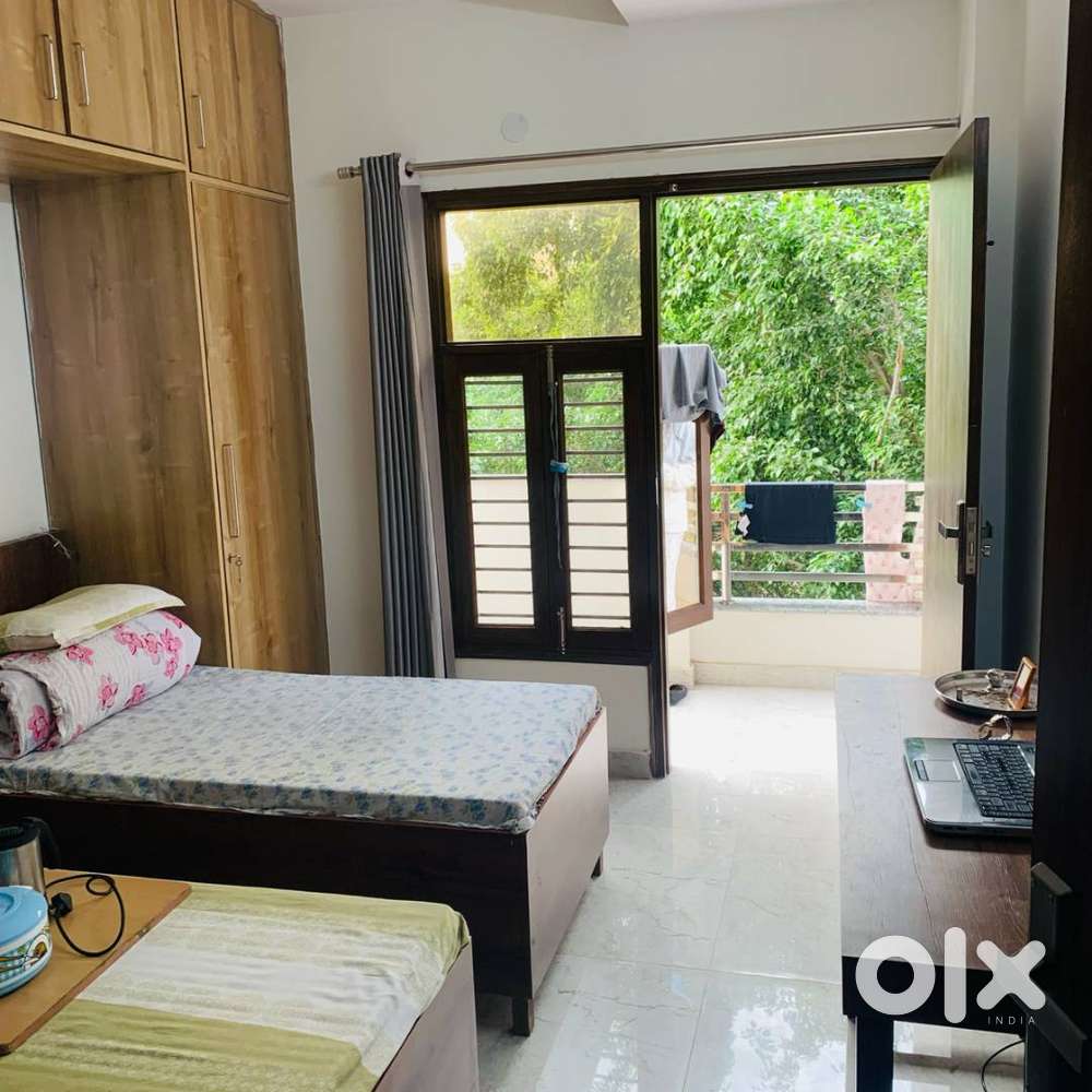 Fully-furnished PG for Rent in Bistupur