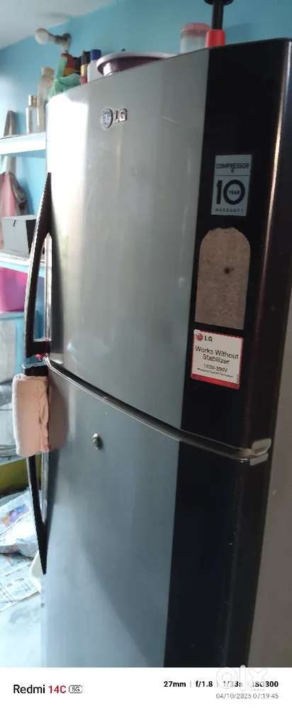 LG fridge 5 yrs purani hai