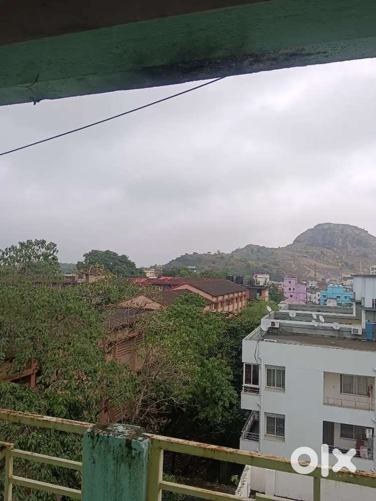 Need Flatmate in 3 bkh flat