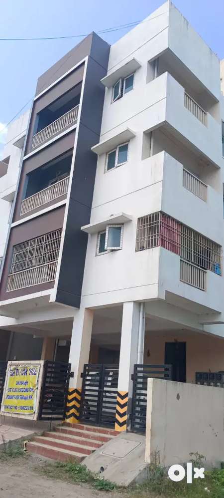 Flat for sale at near to retteri RTO office back side