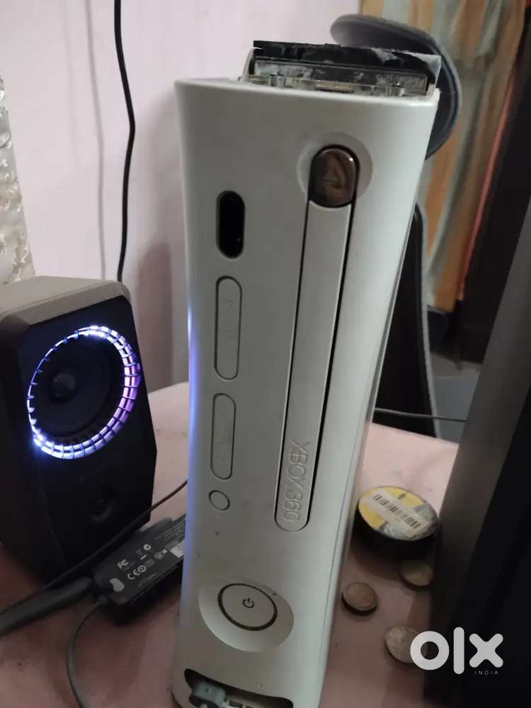 Xbox 360 + Games+ original controller