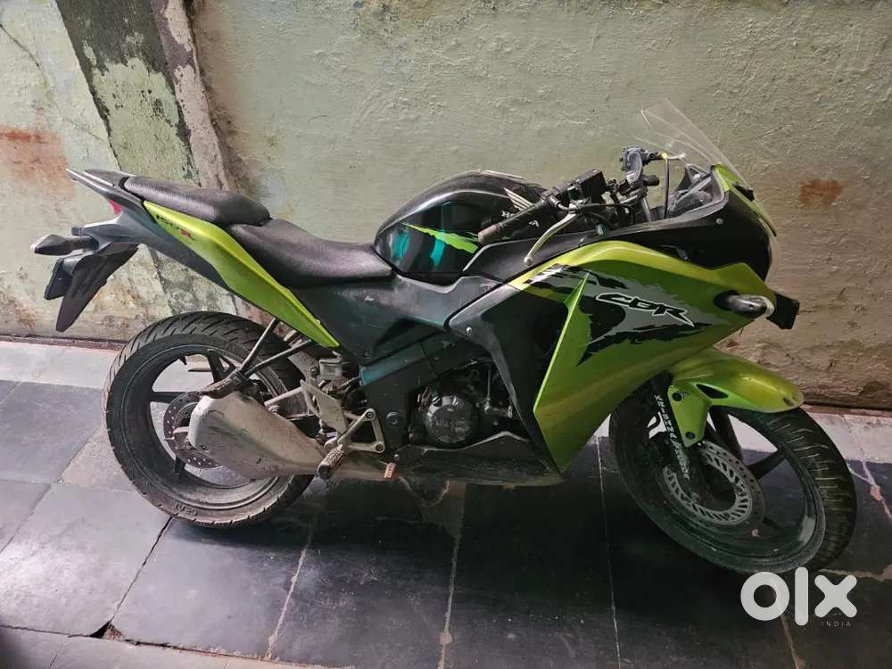 Honda CB 150
