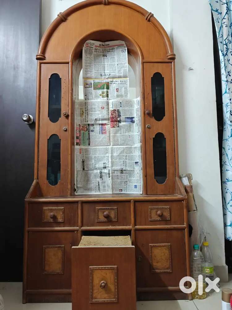 Vintage wooden dressing table - good condition