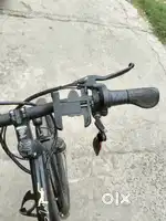 Moto road dhoni variant