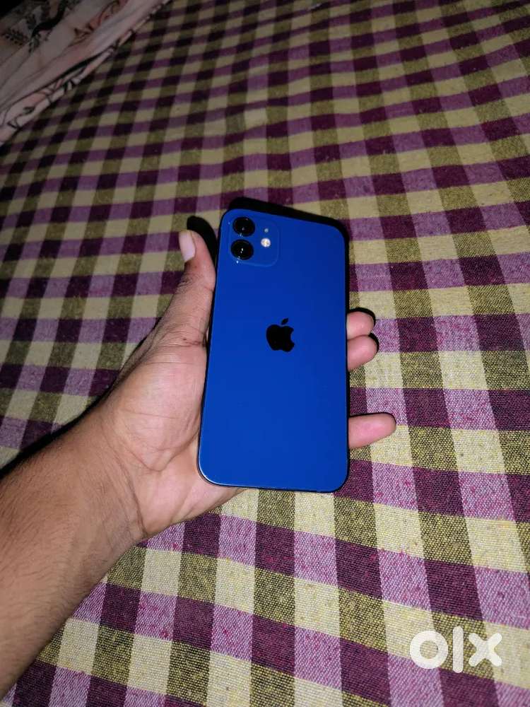 I phone 12 blue 128 gb