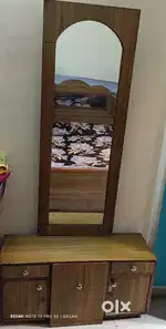 Dressing table