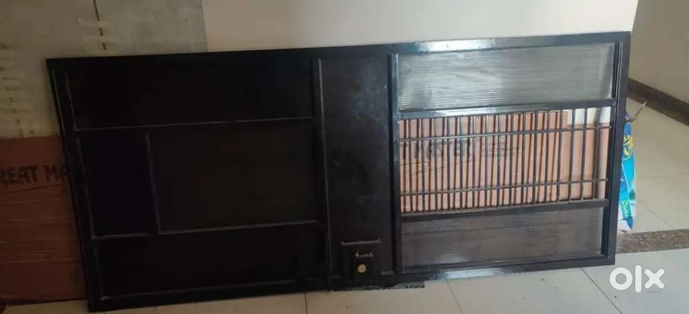 Metal safety door