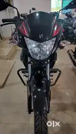 Hero glamour 2024 model neat condition red black colour