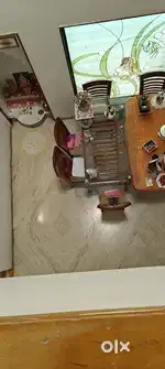 2 tier dining set with six chairs