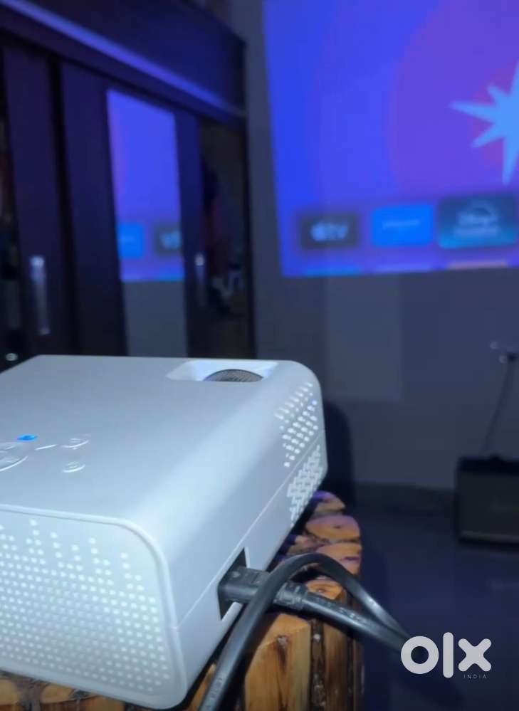 Portornic projector beam 200