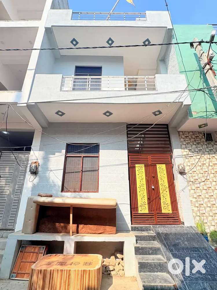 (EXTENSION 11 JAGRATI VIHAR) 200 MTR PLOT ONLY 65000 PER MTR