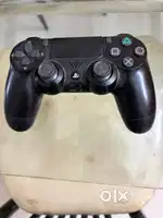 Original PS4 dualshock controller
