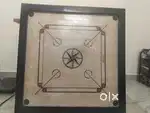 Carrom board