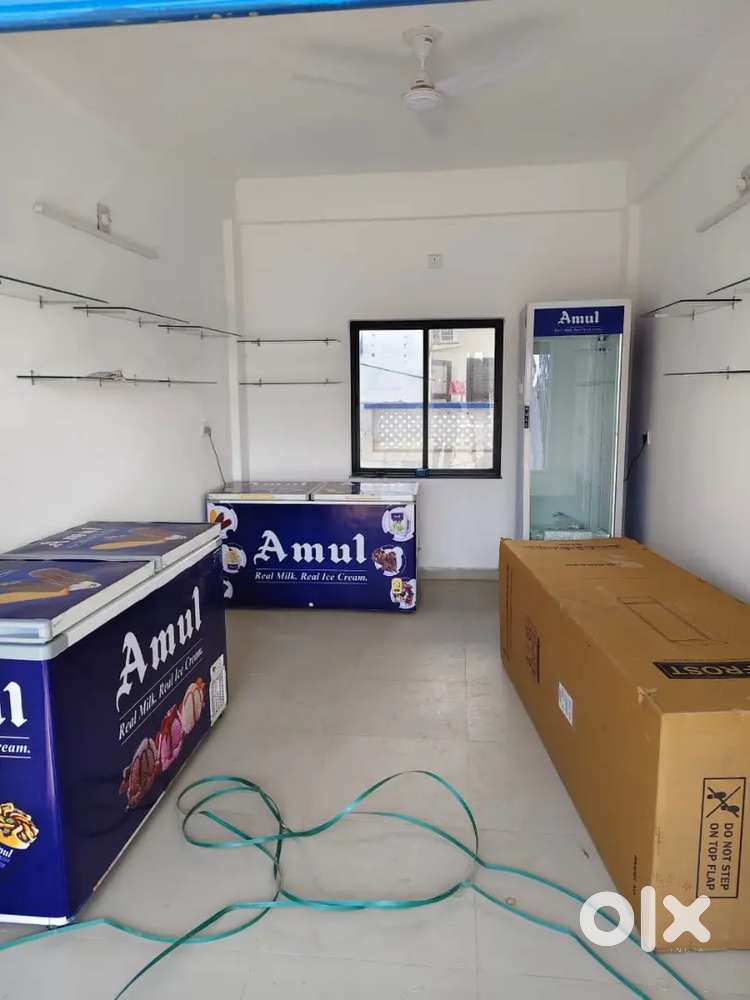 3 fridge = 1 front door and 2 top door