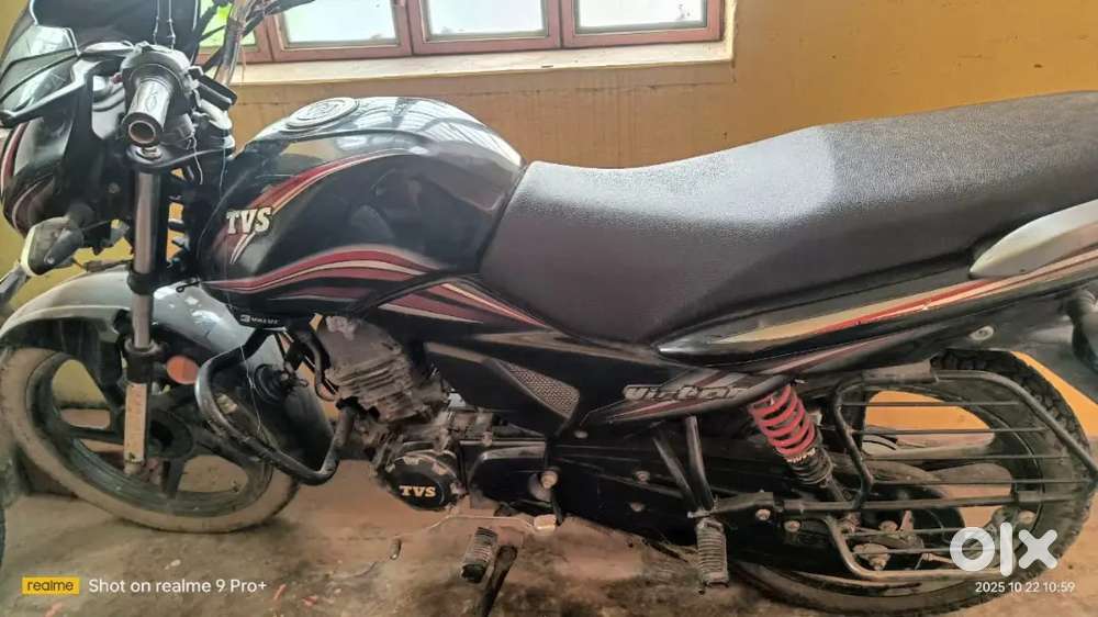Selling second owner bike with newly condition