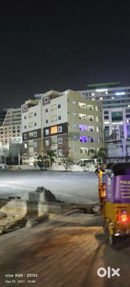 Two bhk flat rent 33000 gachibowli DLF  baxk side