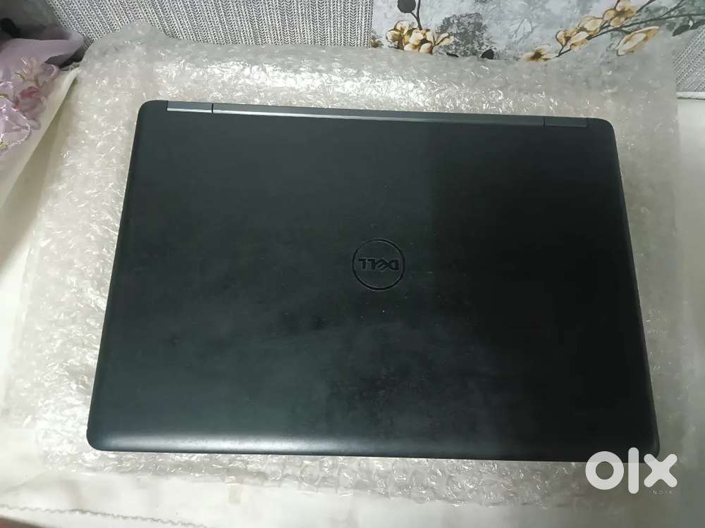 Dell Laptop 5th generation 7i