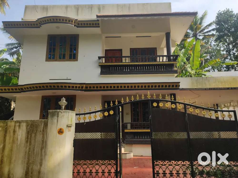 4 bhk houuse for rent chenkottukonam edathara.
