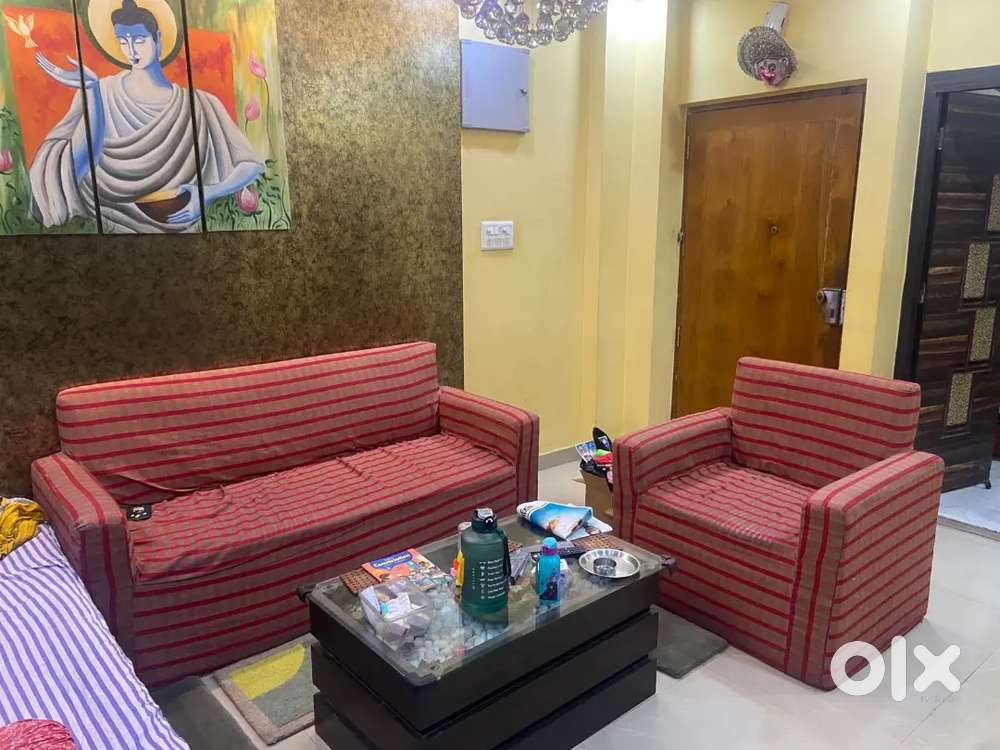 Good condition sofa set