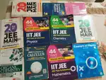 Books for jee prepararion( price to be discussed)