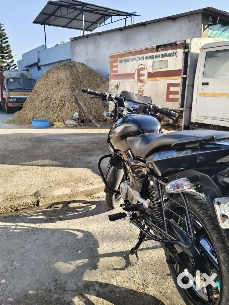 SELLING BAJAJ PULSAR WITH EXCELLENT CONDITION