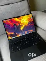 Macbook Air M4 16/256 - Midnight Black 7 days old